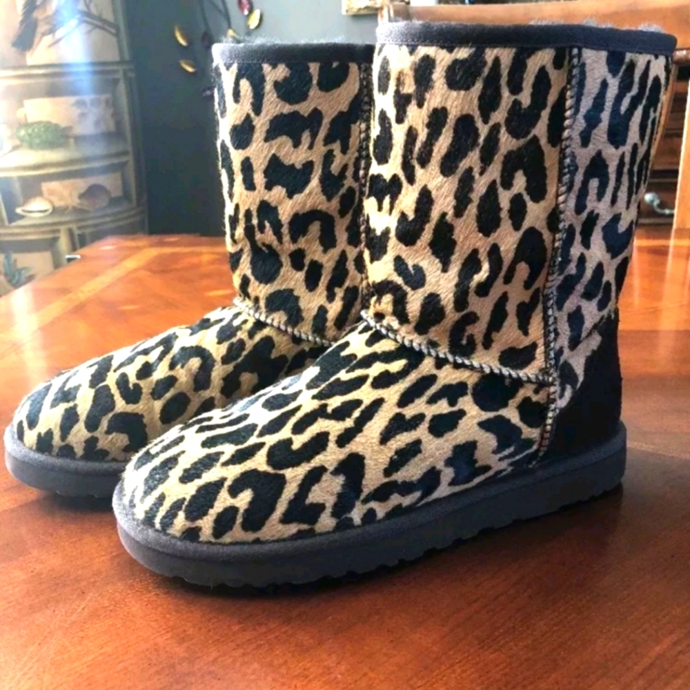 UGG boots exotic cheetah leopard 8 brown/tan